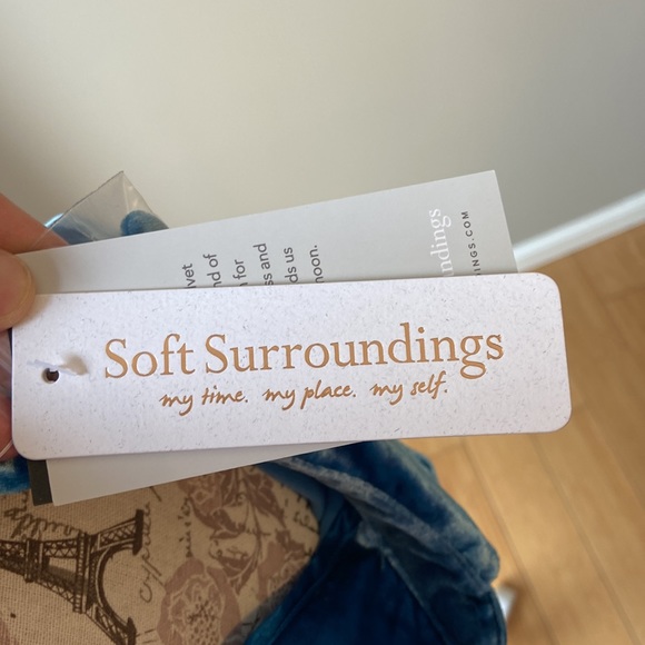 Soft Surroundings Icon Silk Velvour Poets Tunic Button Front Shirt - Picture 9 of 12